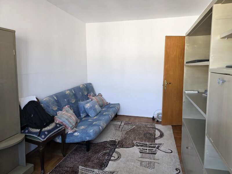 Titan, parc IOR, Liviu Rebreanu, 4 min.,