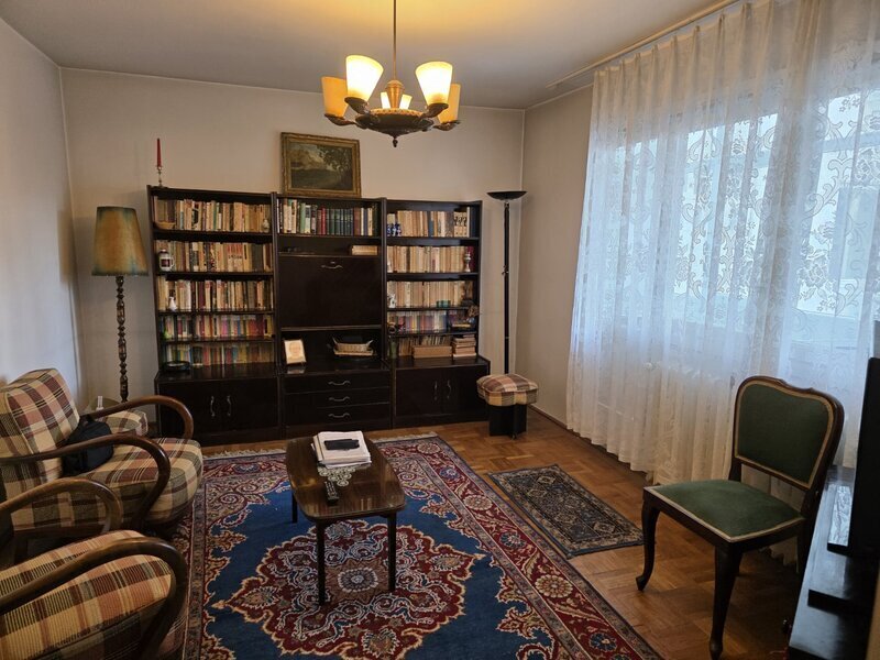 Titan, parc IOR, Liviu Rebreanu, 4 min.,