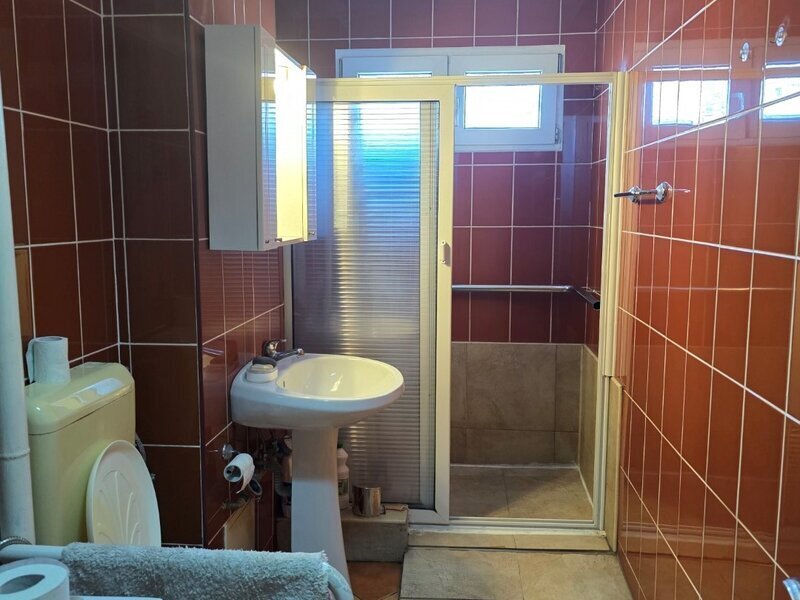 Titan, parc IOR, Liviu Rebreanu, 4 min.,